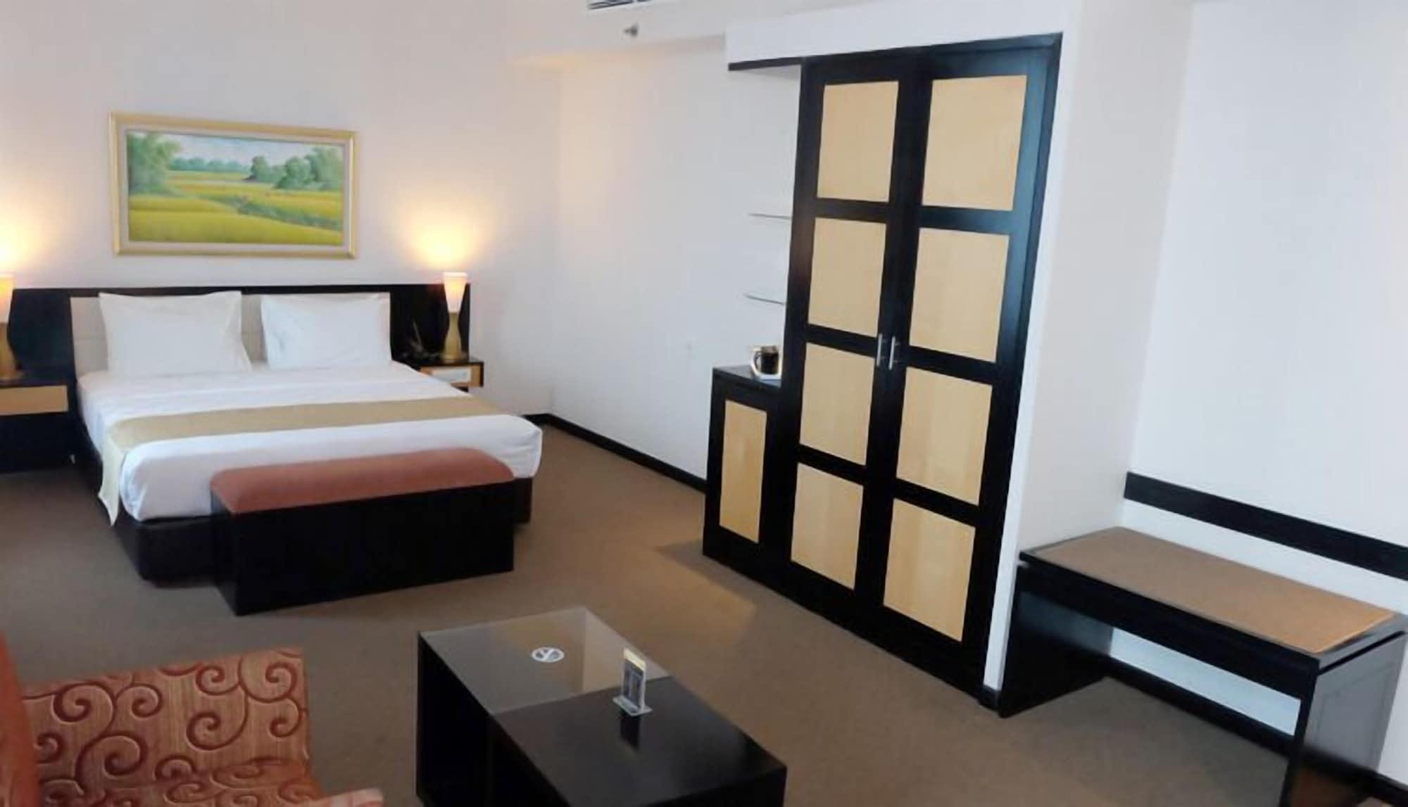 Grand Jatra Hotel Pekanbaru Ngoại thất bức ảnh