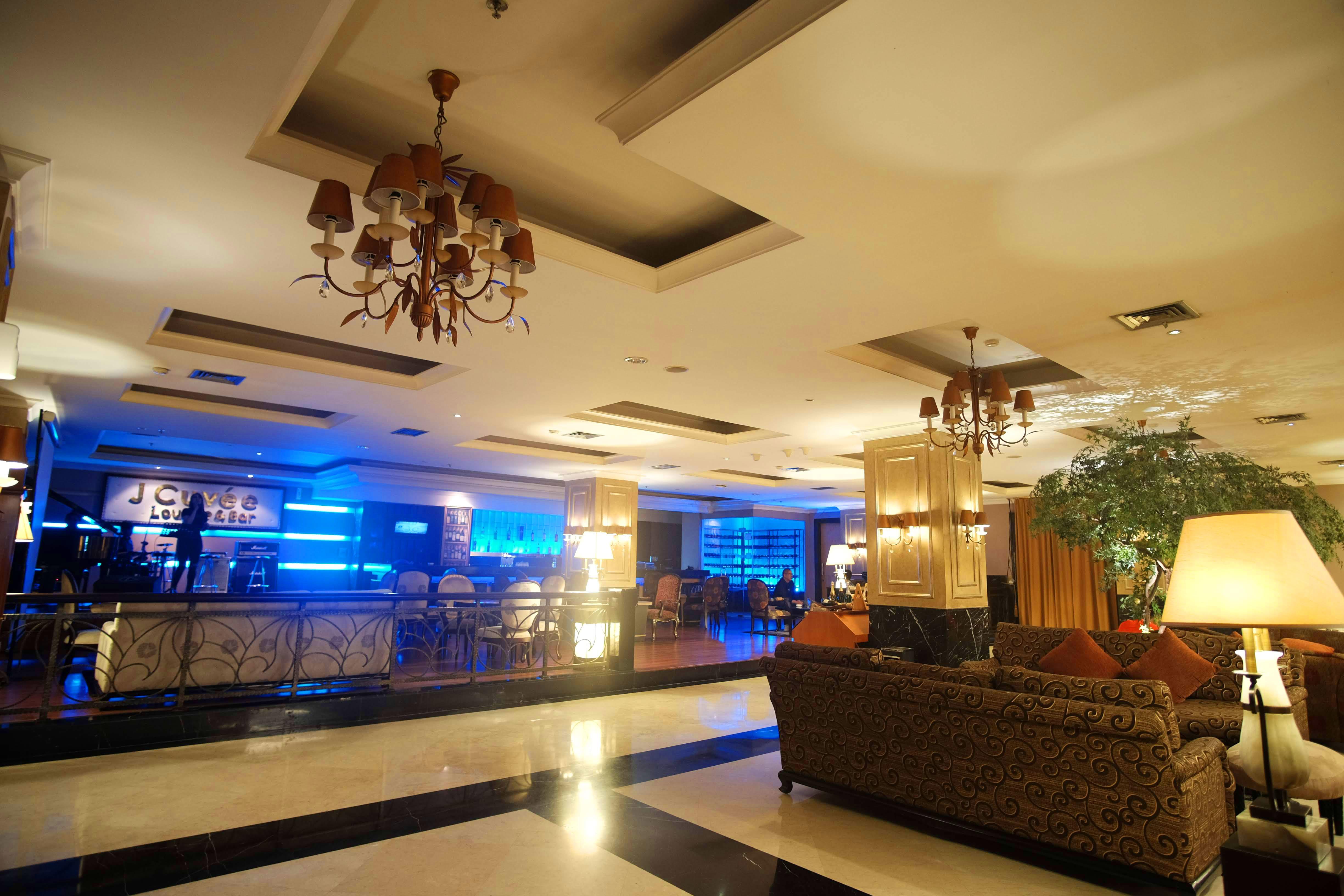 Grand Jatra Hotel Pekanbaru Ngoại thất bức ảnh