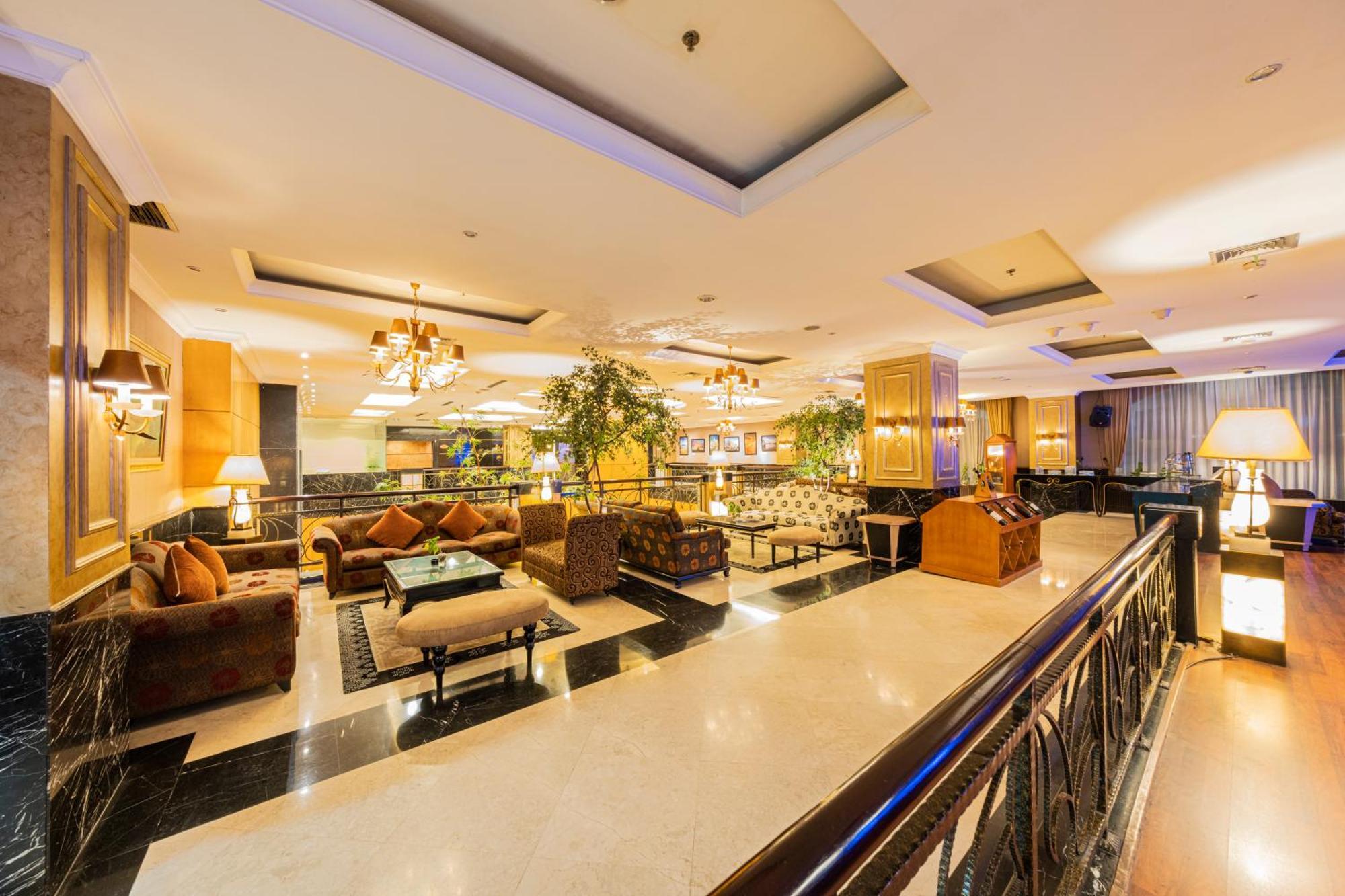 Grand Jatra Hotel Pekanbaru Ngoại thất bức ảnh