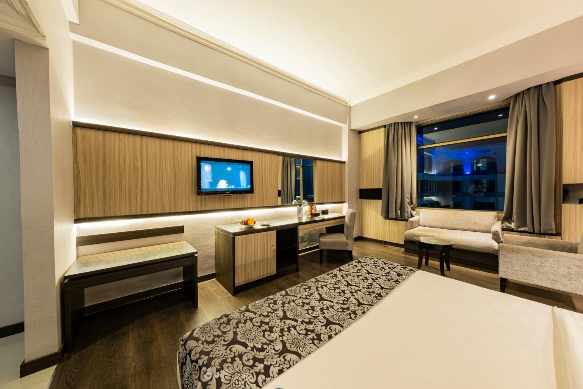 Grand Jatra Hotel Pekanbaru Ngoại thất bức ảnh
