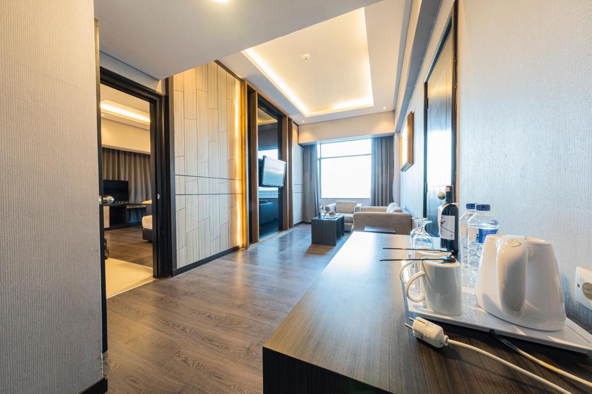 Grand Jatra Hotel Pekanbaru Ngoại thất bức ảnh