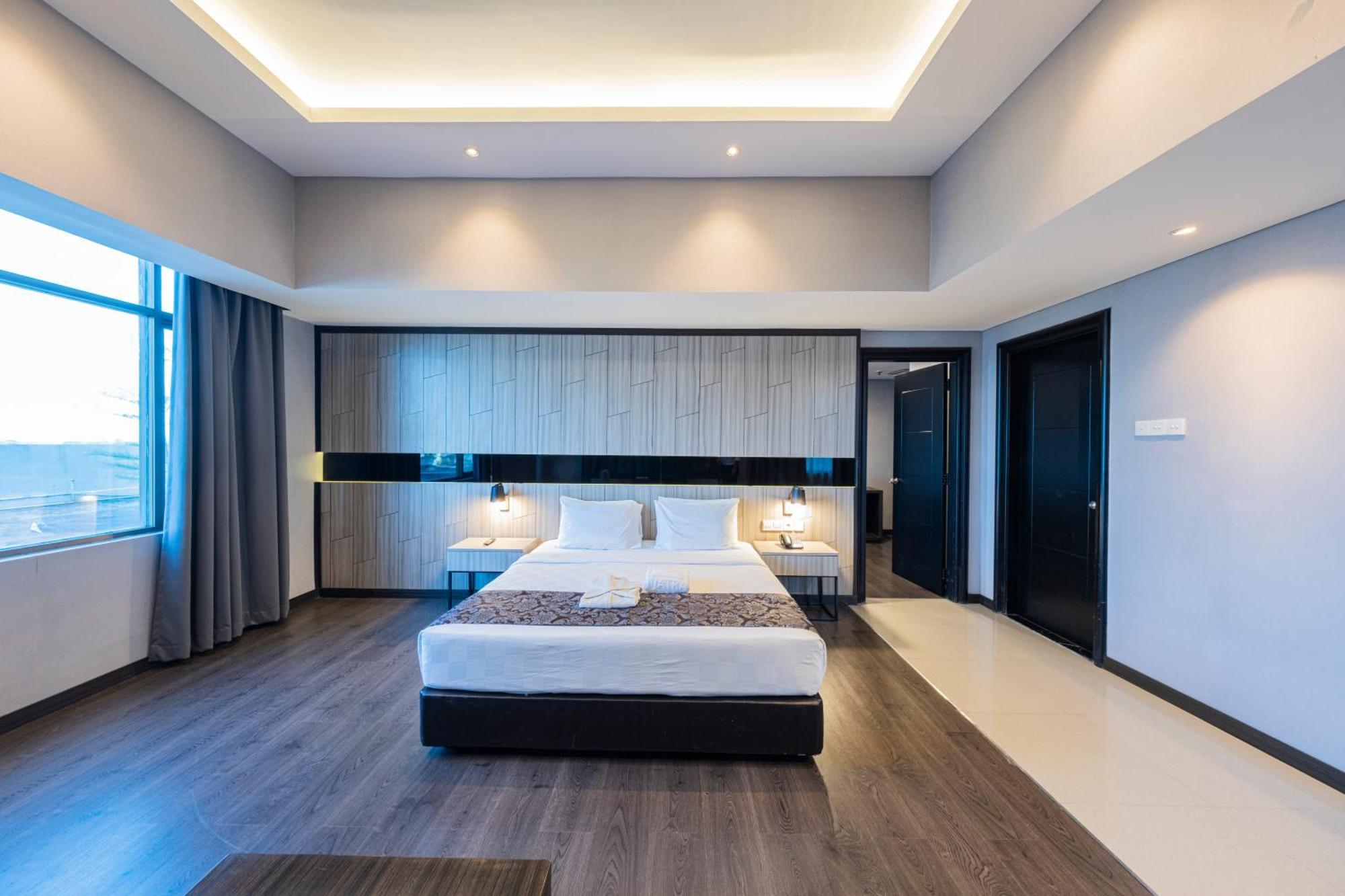 Grand Jatra Hotel Pekanbaru Ngoại thất bức ảnh